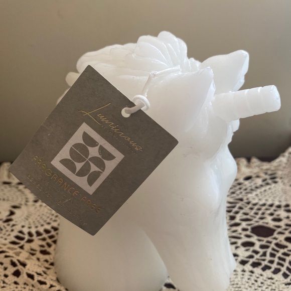 Luminous Horse/Unicorn Ivory Head Candle, Handmade Soy Wax Fragrance Free Candle - Picture 2 of 5